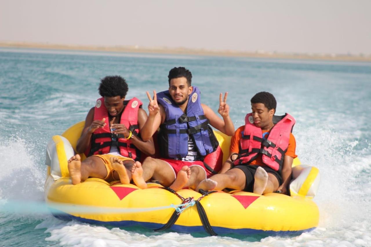 Dolphin Beach Resort Yanbu Eksteriør bilde